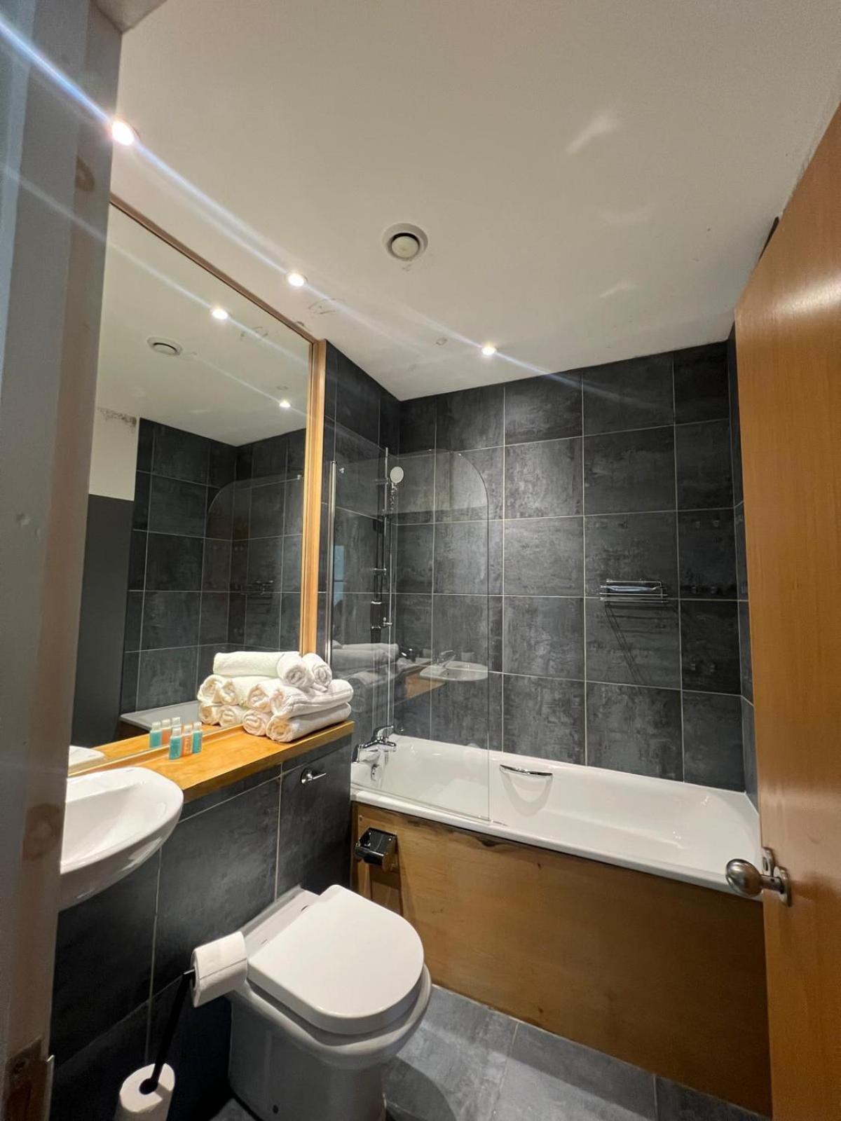 ליברפול Super Prime City Centre Modern 3 Bed Apartment מראה חיצוני תמונה