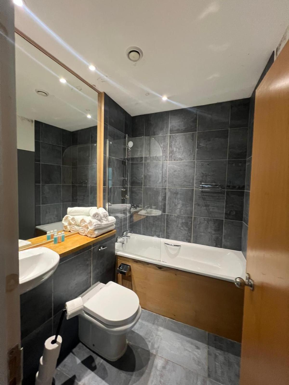 ליברפול Super Prime City Centre Modern 3 Bed Apartment מראה חיצוני תמונה